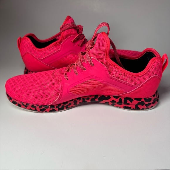 ARIAT Women's Shoes Sneakers Fuse Leopard Bright Pink Mobwife Sz 11 Workout Gym - Picture 5 of 11